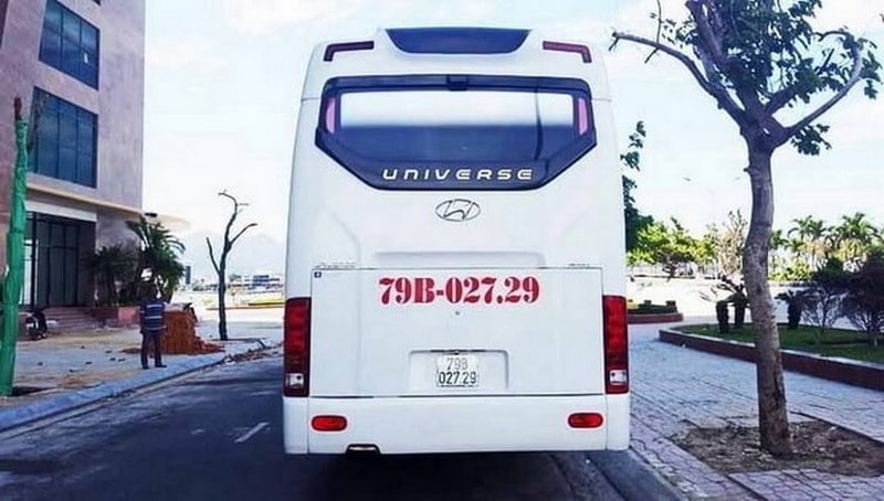 xe du lịch 45 Universe Thái Nguyên