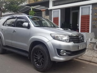 7-seat car rental Toyota Fortuner Bac Giang